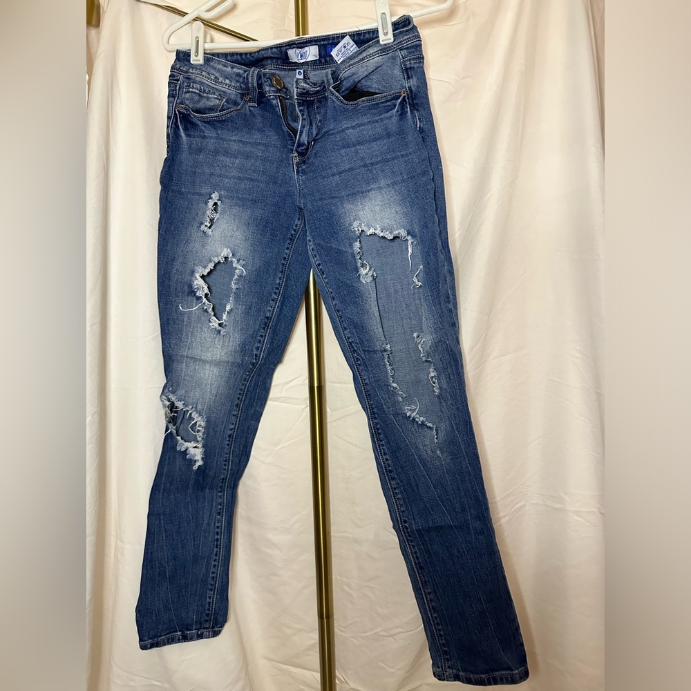 YMI Ripped Anklet Skinny Jeans